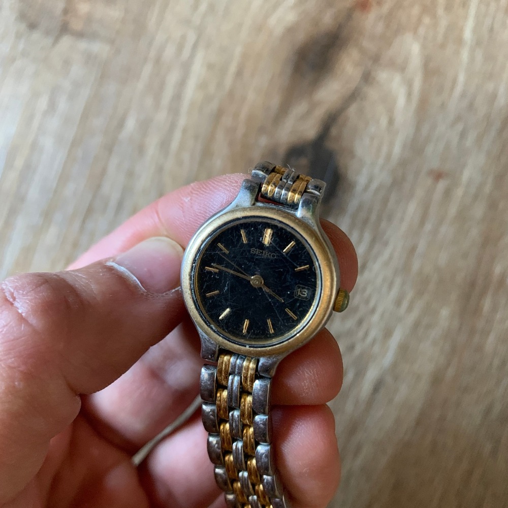 Vintage Seiko Ladies Two Tone Watch‎ Black Dial Date Window 7N82-0228 Quartz